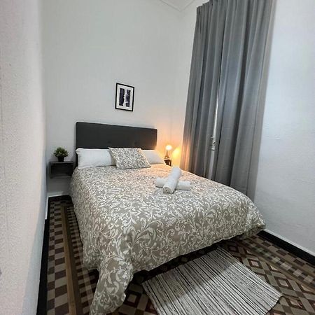 A & M Barcelona Hostal Ngoại thất bức ảnh